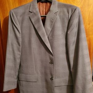 Jos A Banks 46R suit jacket. Excellent cond.